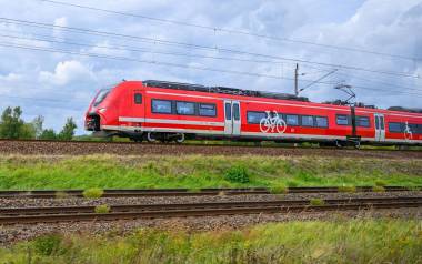 German Train Workers Threaten Nationwide Strikes Over Lack of Security Measures