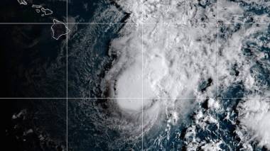 Hawaii Faces New Flooding Threat as Tropical Storm Moke Approaches Post-Lala Recovery